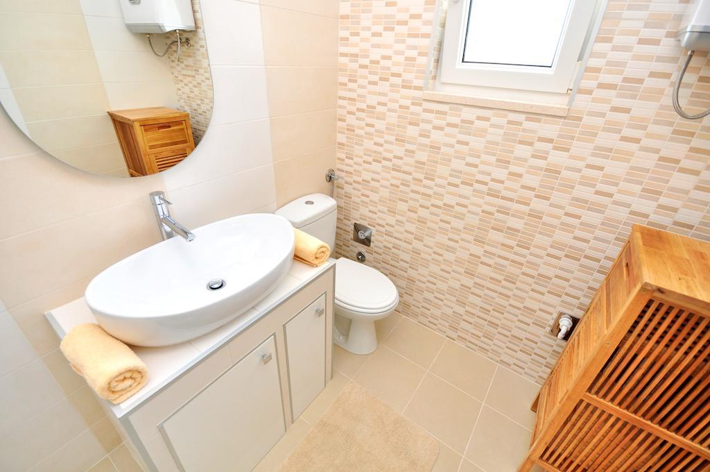 Apartments Sakal تروغير الغرفة الصورة
