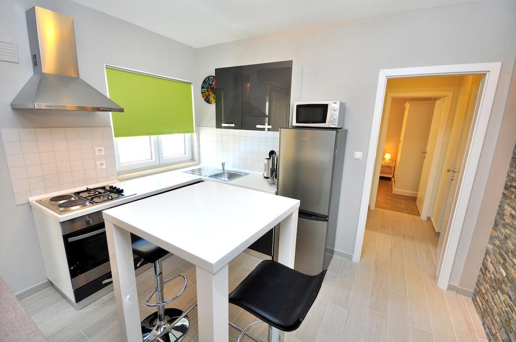 Apartments Sakal تروغير الغرفة الصورة