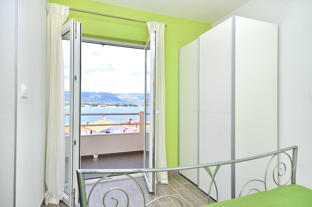 Apartments Sakal تروغير الغرفة الصورة